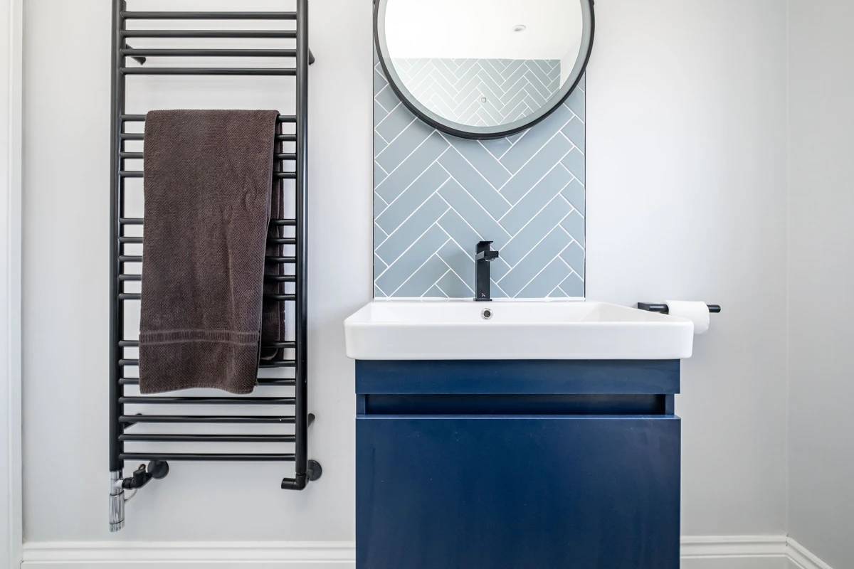 Bathroom - Farnham interior design