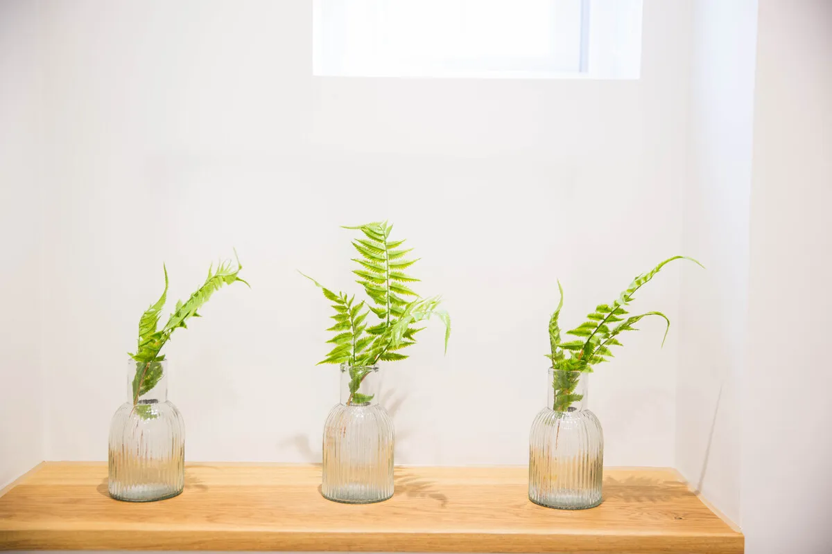 Table detail - Farnham interior design
